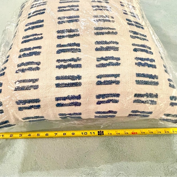 Canaan Blue/Cream Textured Pillow - Picture 6 of 9